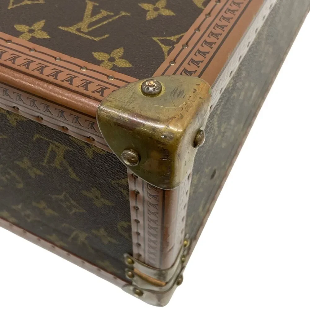 Louis Vuitton Bisten 60 Monogram Trunk Case M21326